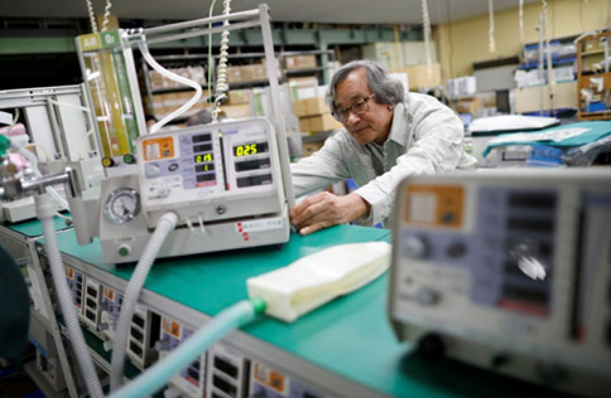 vietnamese in japan makes ventilators for covid 19 patients