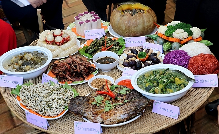 There are a lot of dishes in a daily meal of Thai ethnic people. Each dish has its own flavor. Photo: dienbien.gov.vn