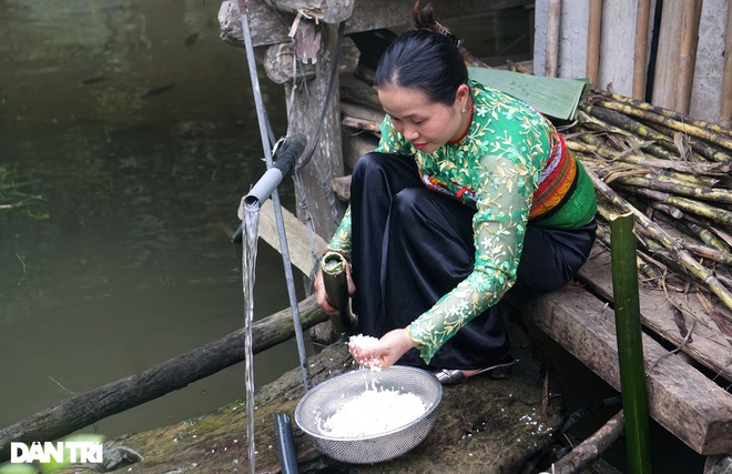 Bamboo-tube rice: a specialty of Vietnam's Northern mountains - Video