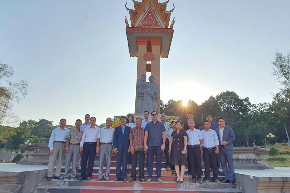 Vietnam - Cambodia Friendship Monument: Sacred symbol of 2 nations