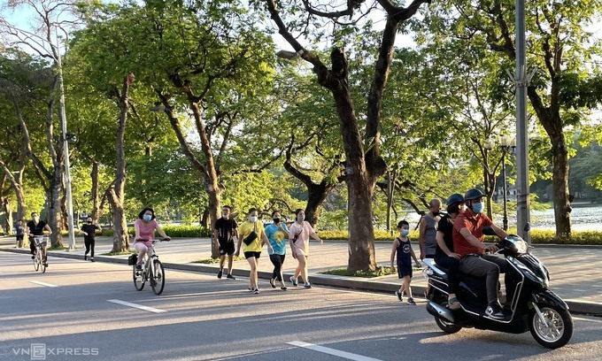 Hoan Kiem Lake, a popular public space for exercising of people in Hanoi. Photo: VnExpress