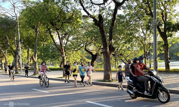 Vietnam News Today (June 26): Hanoi reopens outdoor activities from June 26