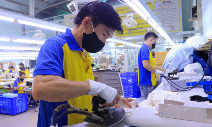 Workers in a Ho Chi Minh City garment factory. Photo: VnExpress