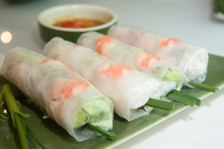 Goi Cuon is usually served as a starter in Vietnamese restaurants © Tochim/Shutterstock