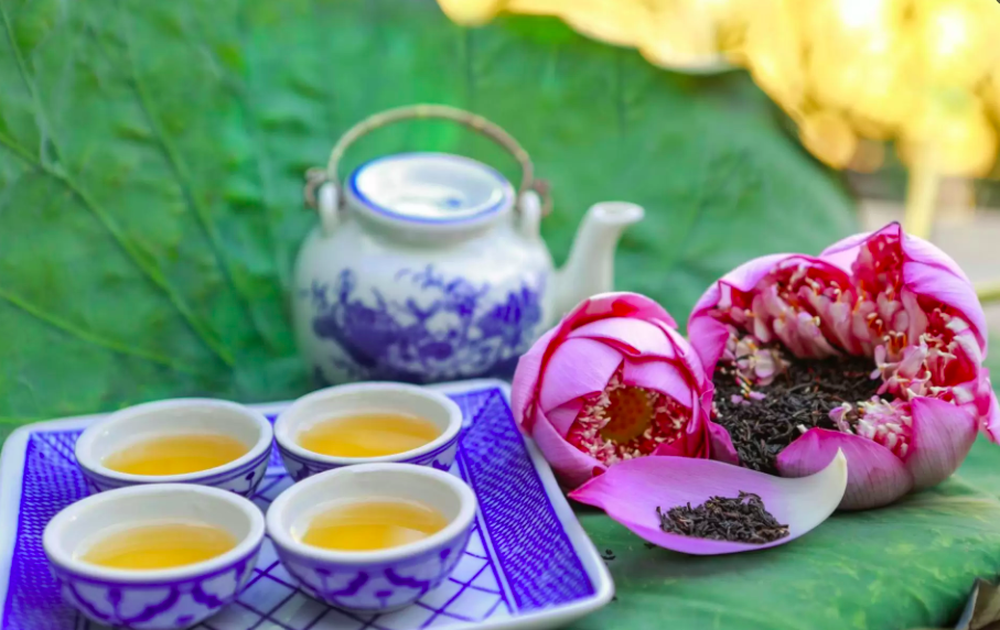  lotus scented tea. Photo: Vietnamtravel