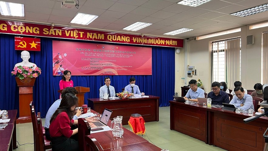 Vietnamese and Chinese Students Foster Innovation and Entrepreneurship
