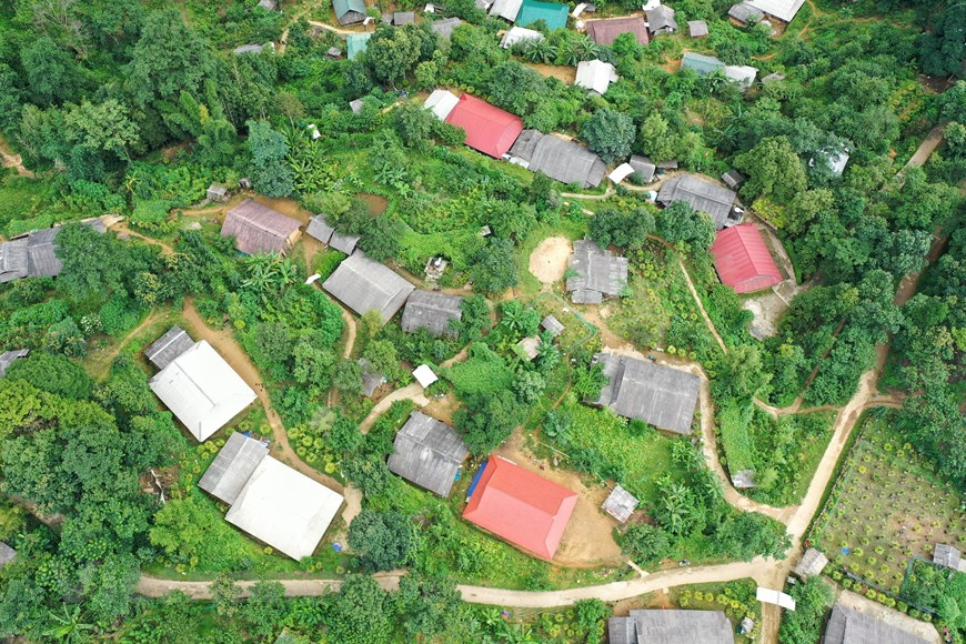 In Photos: Unique Gates of Sin Suoi Ho