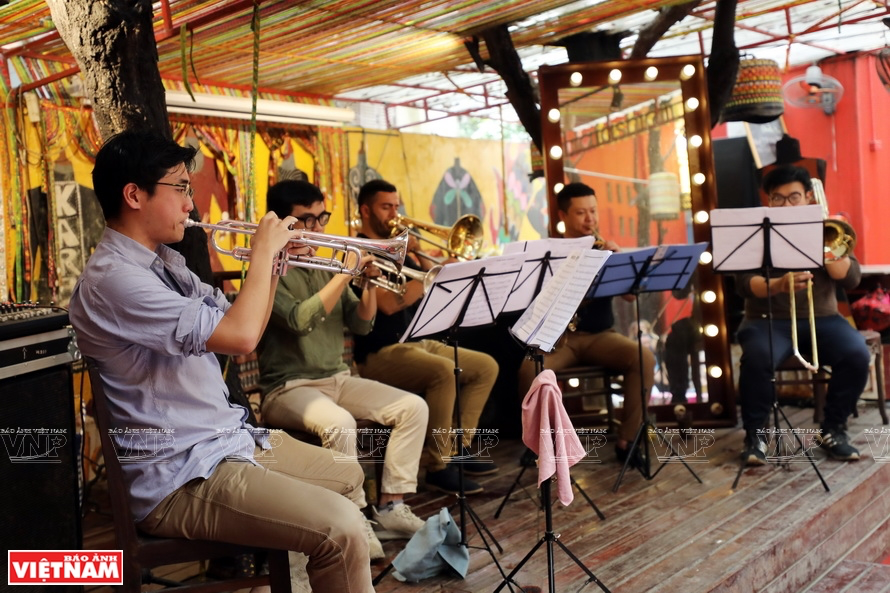 Concert Series: Blowing the Horn in Hanoi