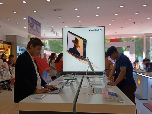 Apple Recruits Numerous Vacancies in Vietnam