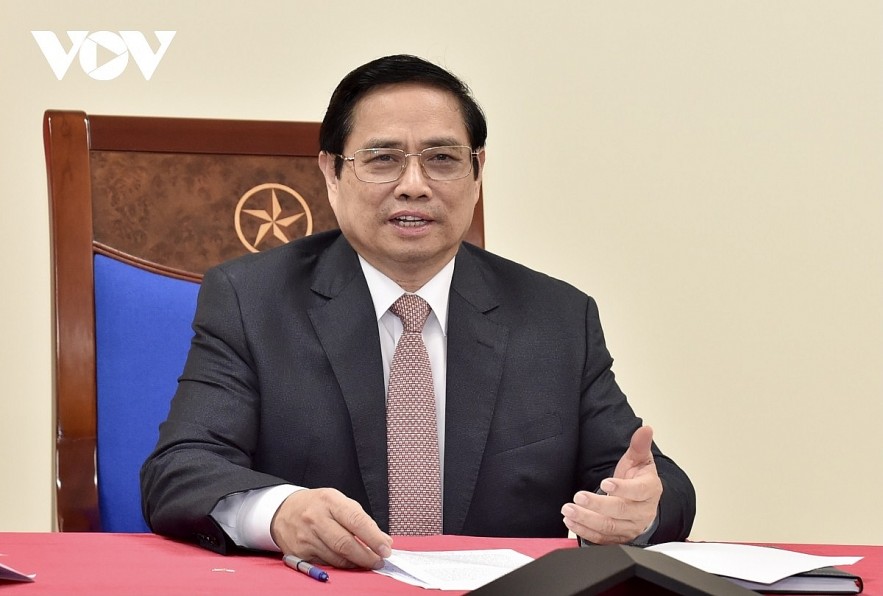Prime Minister Pham Minh Chinh asks CEO of AstraZeneca Pascal Soriot to accelerate the delivery of vaccines to Vietnam during their phone talks held on August 19. Photo: VOV