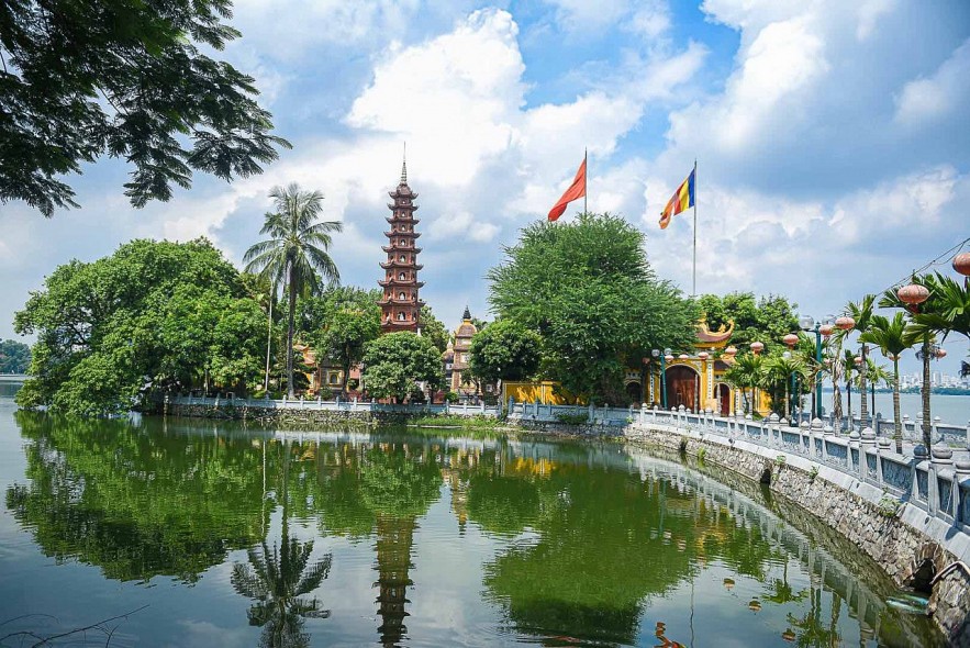 In Photos: Peaceful Hanoi that Everyone Misses Amid Social Distancing