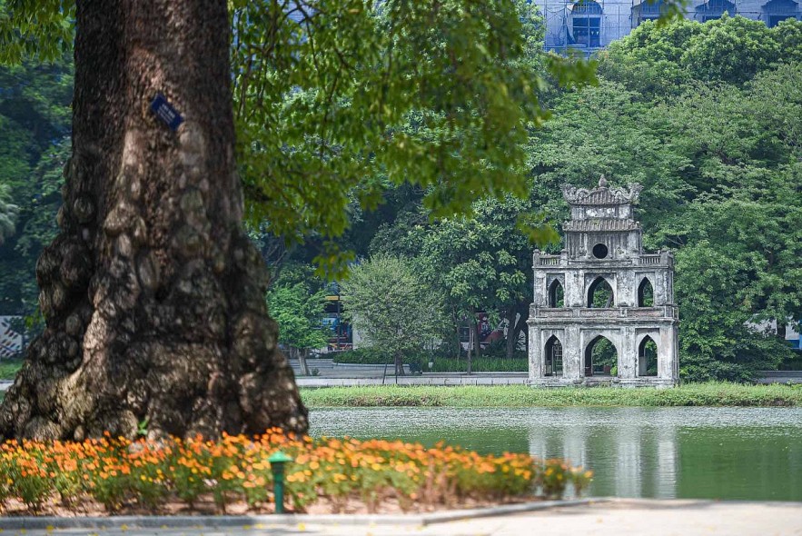 In Photos: Peaceful Hanoi that Everyone Misses Amid Social Distancing