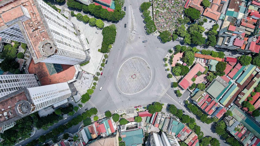 In Photos: Peaceful Hanoi that Everyone Misses Amid Social Distancing