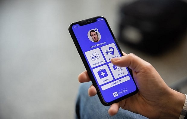 'Digital Health Passport' May Revive Vietnam's Stalled Aviation Industry