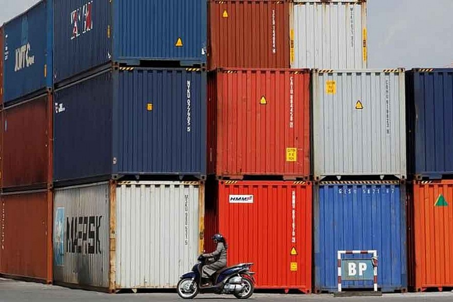 Vietnam's Superb Export Performance Sets Example for Bangladesh