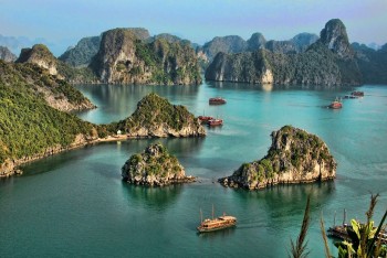Vietnam News Today (October 15): Localities Ready to Welcome Back Tourists in the New Normal