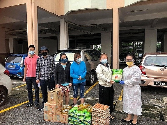 The Kindness of Vietnamese Women is Felt Across the World