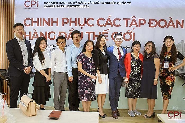 Promoting Vietnamese Intellectual Resources Abroad