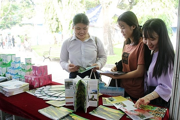 Visitors at the HCM City Travel Fair last year. Photo: VNA