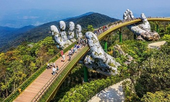 Vietnam News Today (December 21): Da Nang's Golden Bridge Wins Top Honors at World Travel Awards