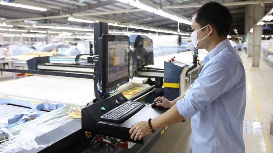 Vietnam News Today (Dec. 27): Promoting Digital Transformation Seen as 'Vaccine' for Economic Recovery
