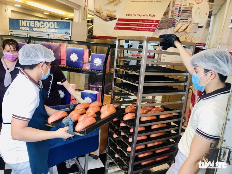 a baker debuts dragon fruit bread to help farmers