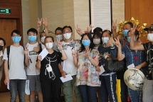 romanian quarantined in vietnam you can feel the smile even behind the mask