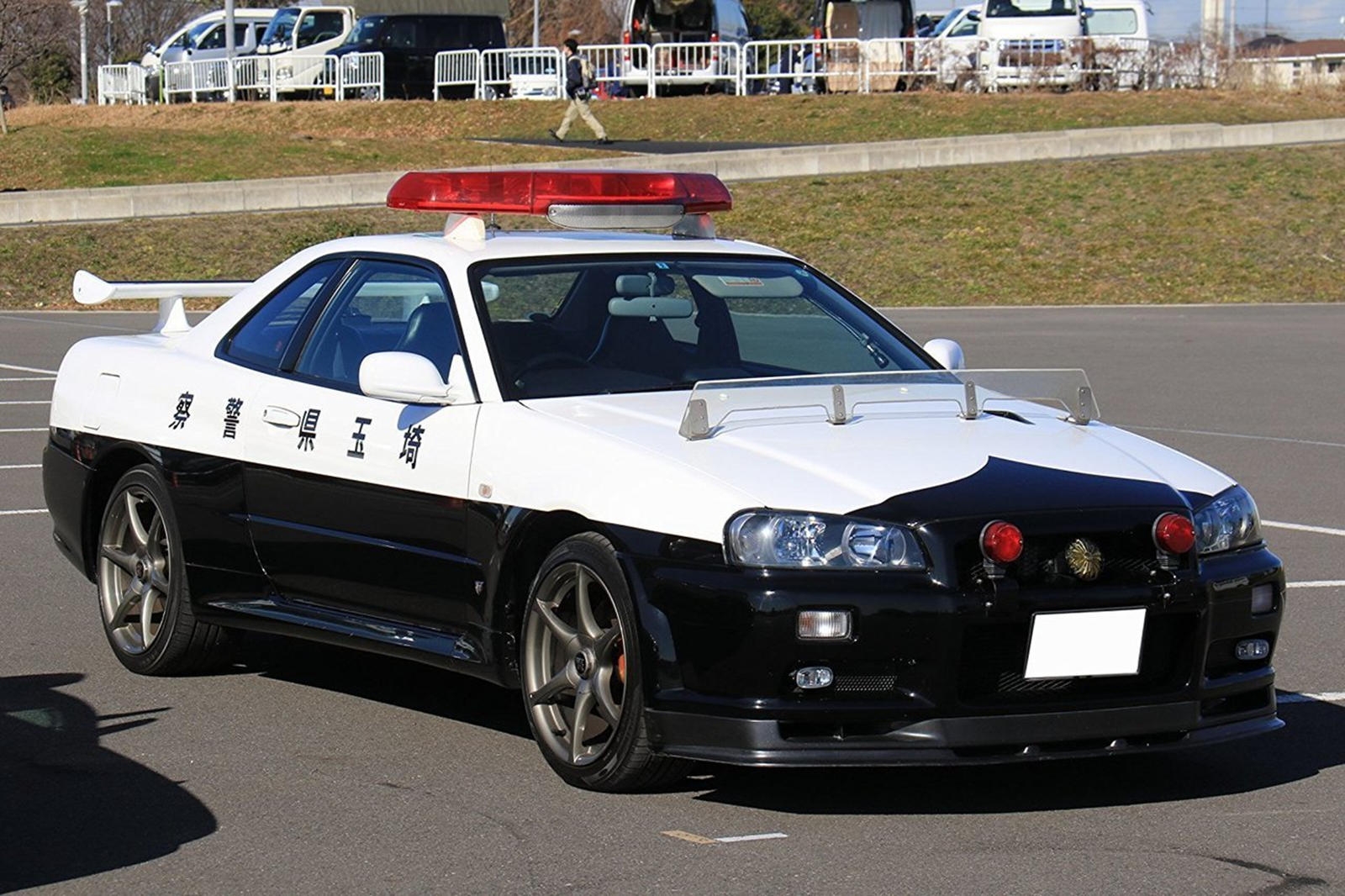 5858-japan-police