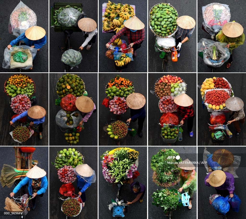 vietnam street vendors cycle door to door for deliveries