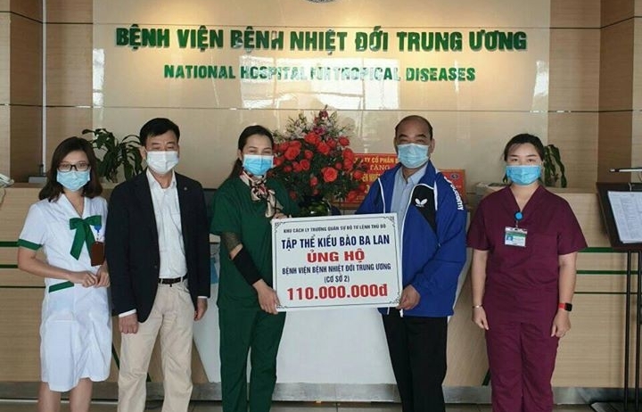 Vietnamese in Poland support front-line doctors at home in the fights against coronavirus