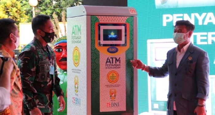 indonesia replicates vietnams rice atm to support those in need during covid 19