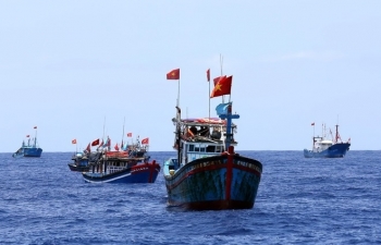 vietnam fisheries society strongly protests against chinas fishing ban on east sea