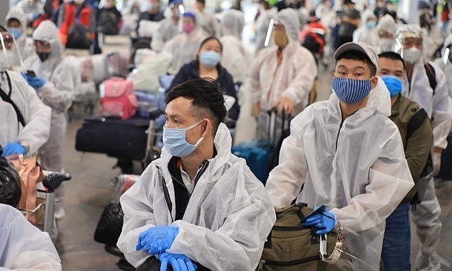 vietnam flies home 340 citizens from coronavirus hit russia