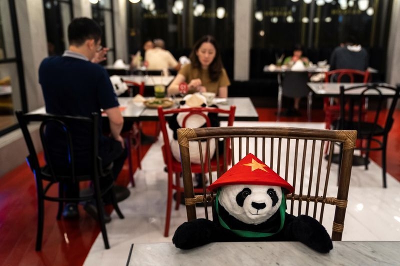 panda dolls cheer up thai diners amid social distancing