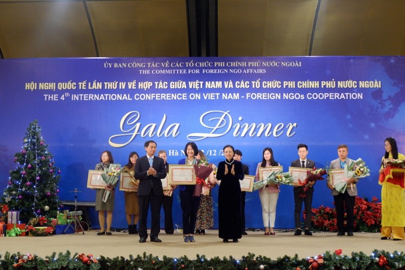 29 foreign ngos honored for their significant contributions to vietnams development