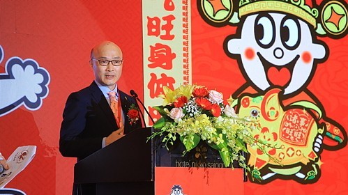 taiwanese king of rice crackers enters vietnam market