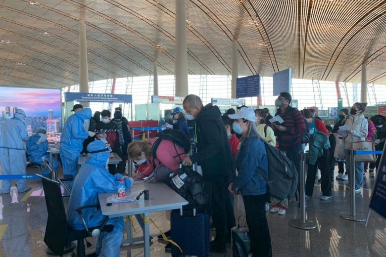 china sees fewer coronavirus cases all international arrivals to quarantine facilities