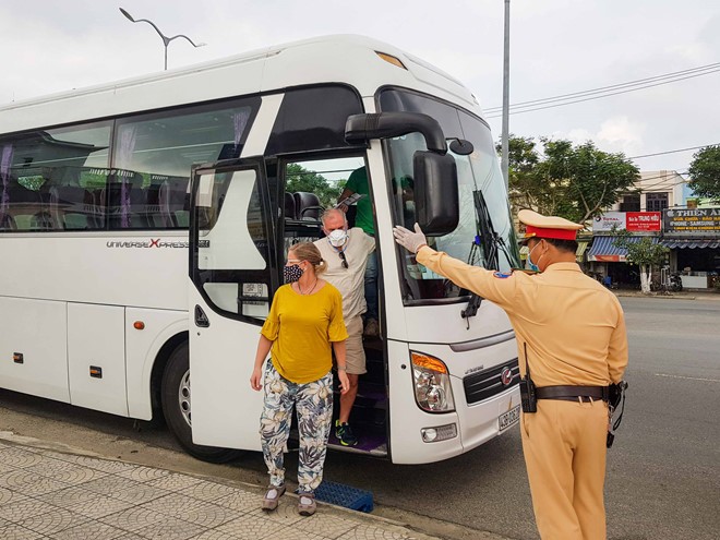 da nang sets up 7 covid 19 checkpoints