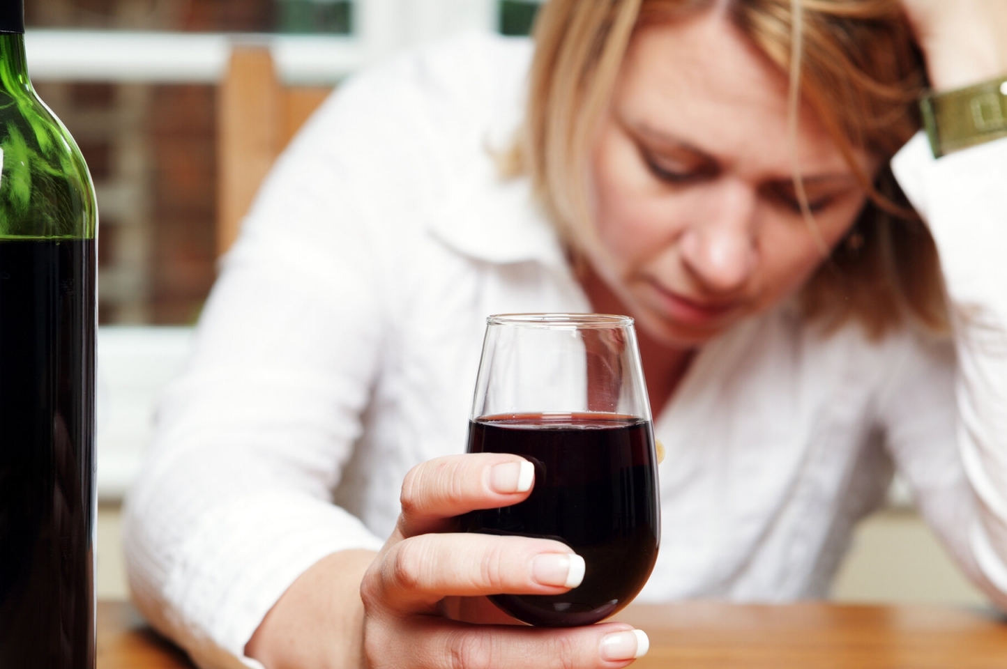 drinking alcohol can increase the risk of getting coronavirus