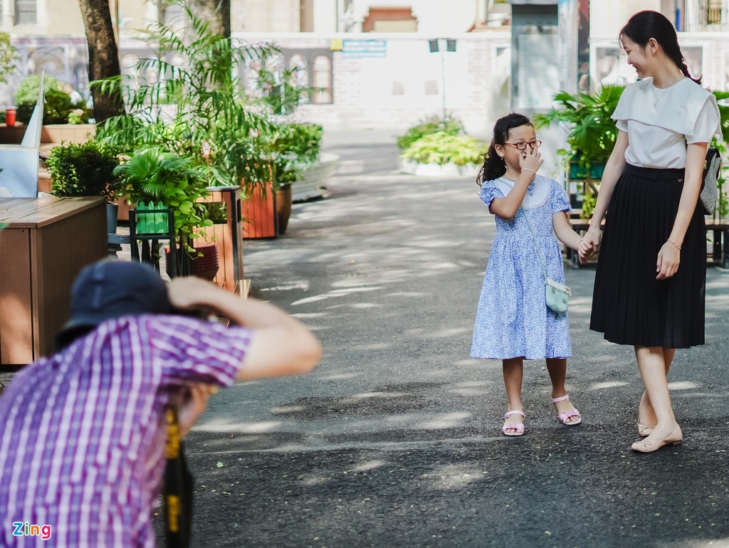 ho chi minh citys book street to be resumed its normal activities after closure due to covid 19 pandemic