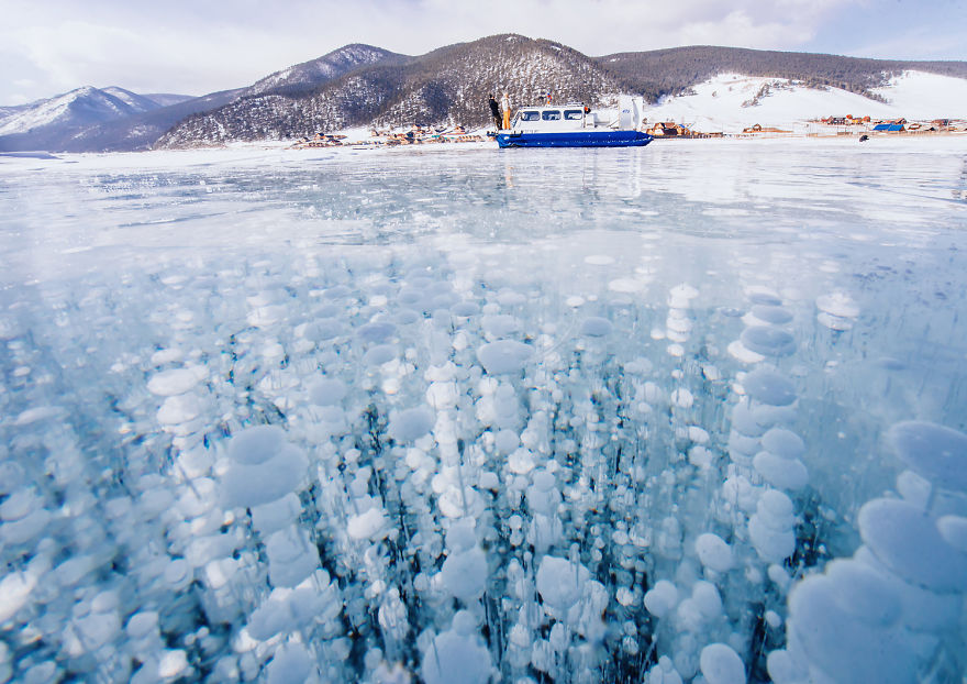 Marvelous photos of frozen lake Baikal