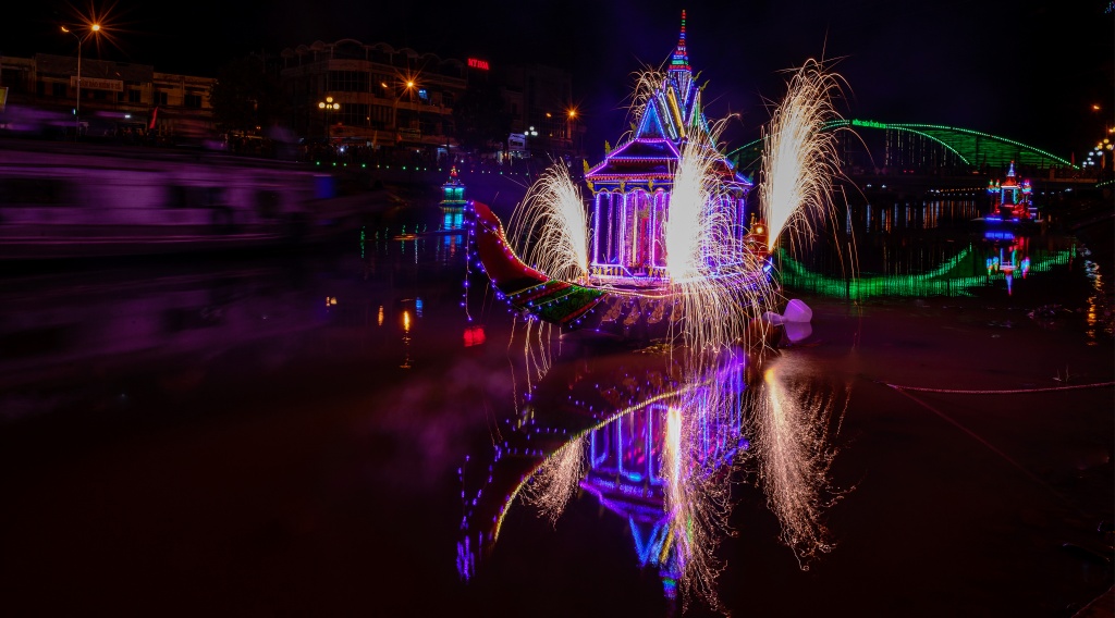 The Khmer Loi Protip in Soc Trang: Enchanting moments of light