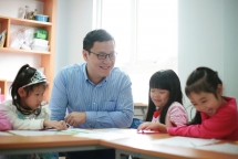 harvard trained vietnamese professor teaches kindergarten math in home country