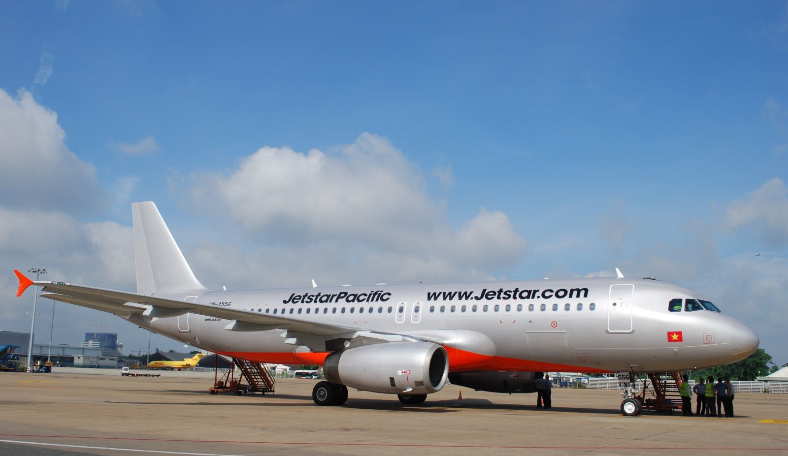 Jetstar Pacific opens five domestic flight routes ...