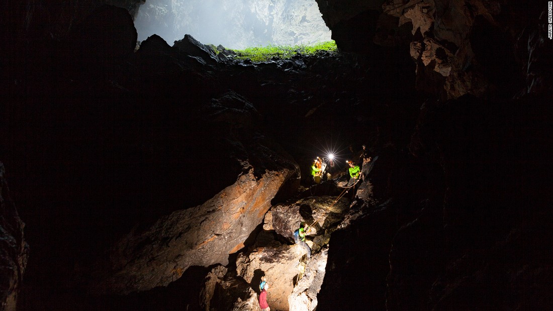 Exploring the world's largest cave Son Doong: What makes it appealing