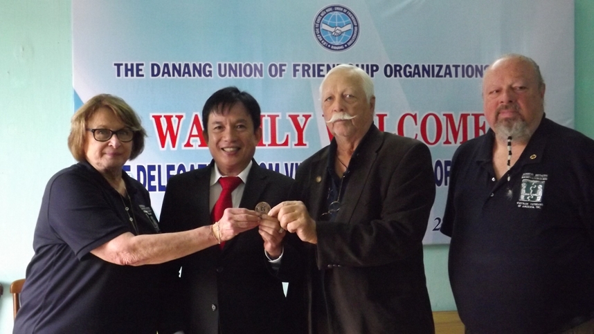 vietnam veterans of america representatives visit da nang