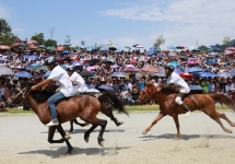 Traditional horse racing in Bac Ha Plateau in June