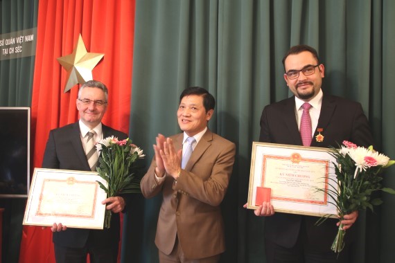 Czech promoters of Vietnamese culture honoured