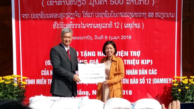 Vientiane helps typhoon victims