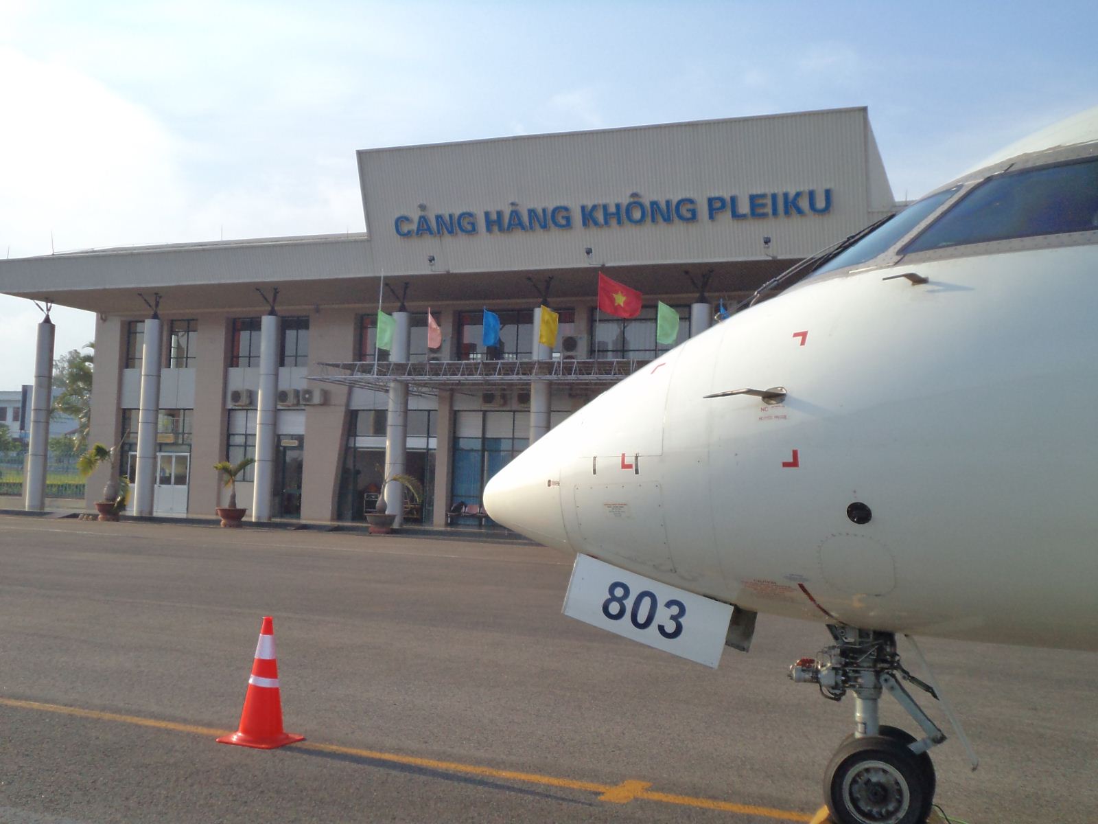 Vietnam Airlines continues Pleiku flights for a week